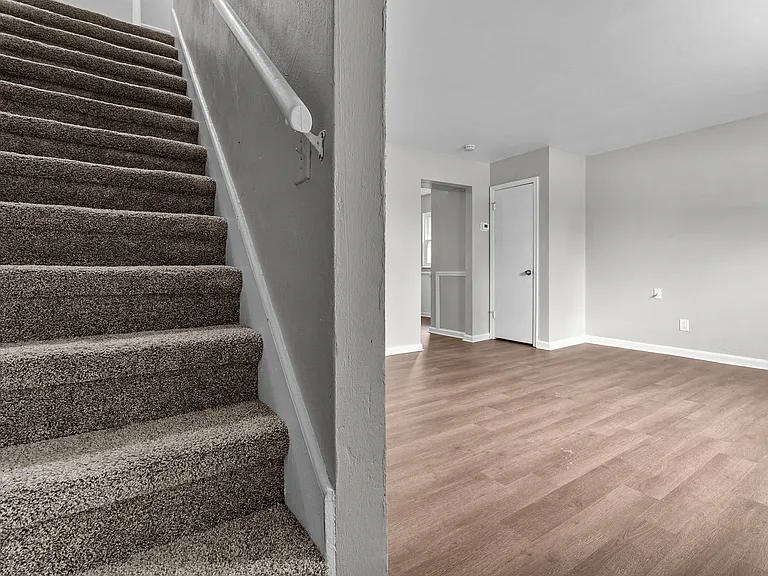 2404 Arkansas Ave #B — Photo 2
