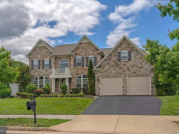 2115 Sundrum Pl NE, Leesburg, VA 20176