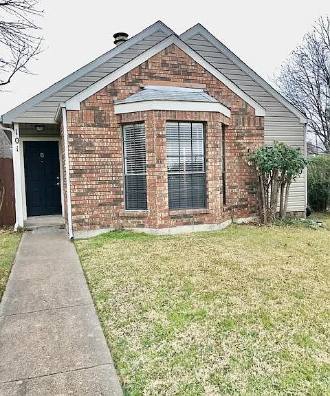 101 S Macarthur Blvd — Photo 1