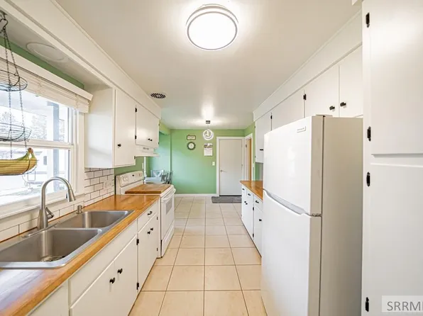 758 Reed Ave, Idaho Falls, ID 83402