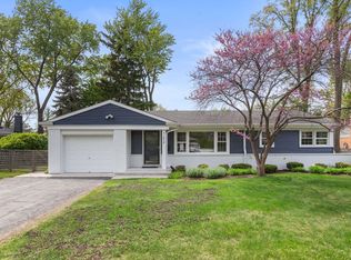 1416 Sunset Ridge Rd, Glenview, IL 60025