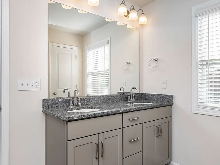 437 Yellow Fox Rd — Photo 14