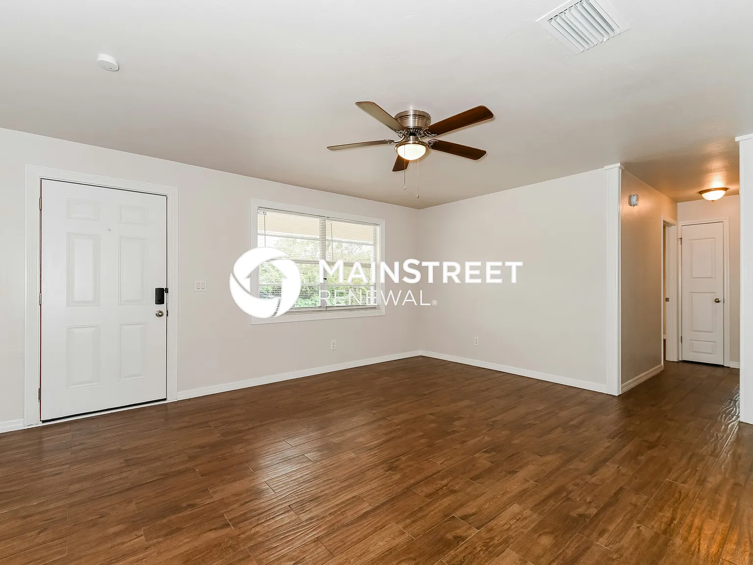 186 Dawson Dr — Photo 2