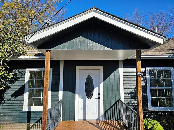 1501 E Scott St, Gainesville, TX 76240