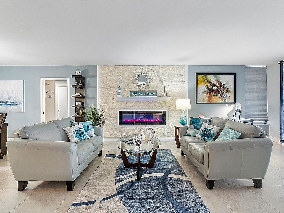 1st image of 3930 Oaks Clubhouse Drive #403