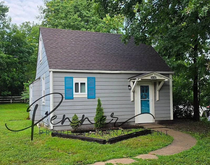 2406 S Lees Summit Rd