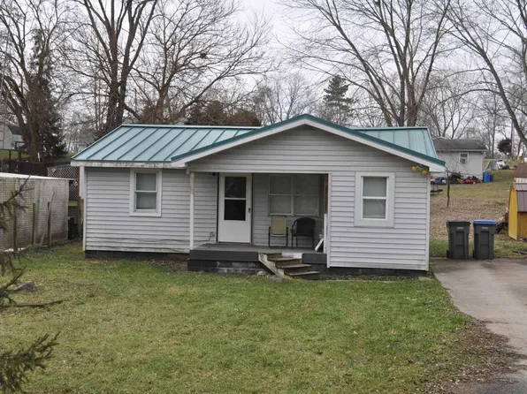 203 S 27th St, Goshen, IN 46528