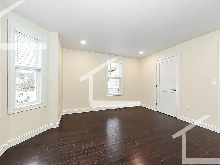 20 Albion St #1A — Photo 9