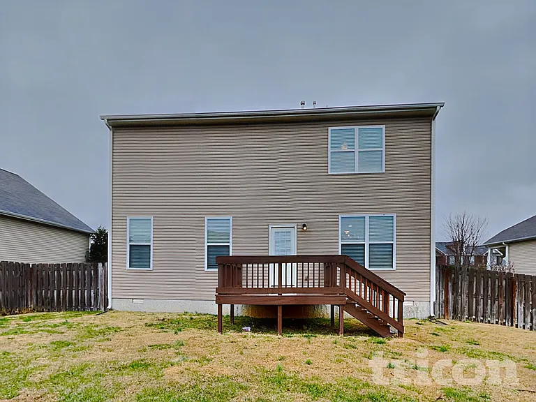 1348 Creekside Dr — Photo 17