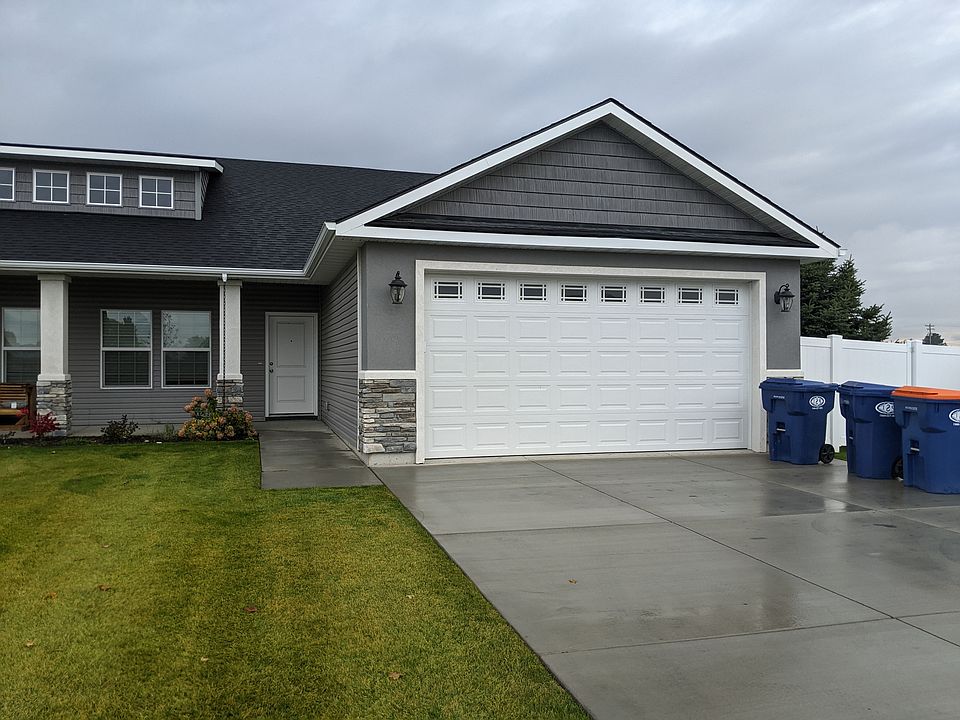 1st image of 292 Joellen Dr