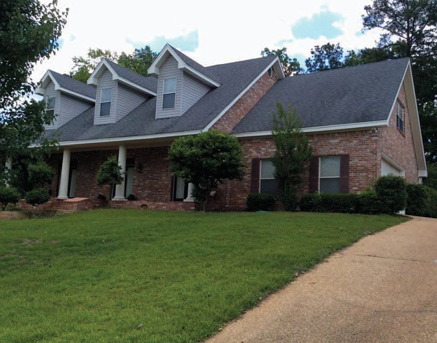 1st image of 348 Woodlands Dr