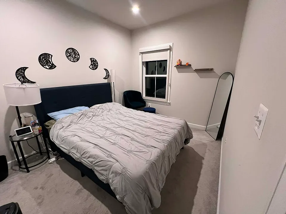 2839 Hokie Ln