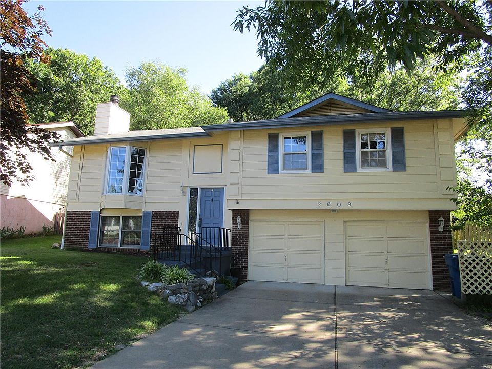 1st image of 3609 Lemay Woods Dr