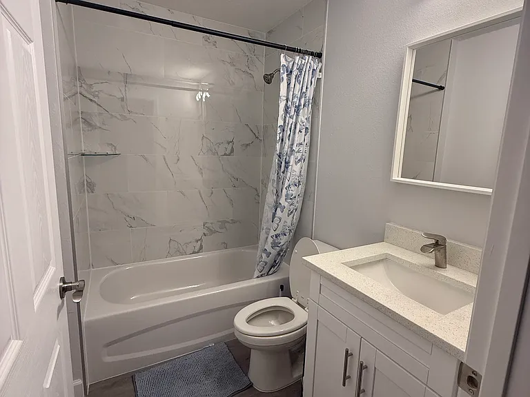 SW 10th Pl — Photo 3