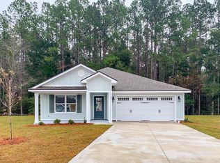 68 Spears Crossing Ln, Crawfordville, FL 32327