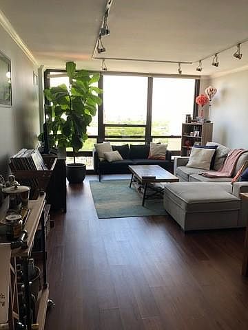 1st image of 1636 N Wells St #823