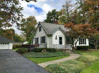 5826 Dover Rd, Lake View, NY 14085