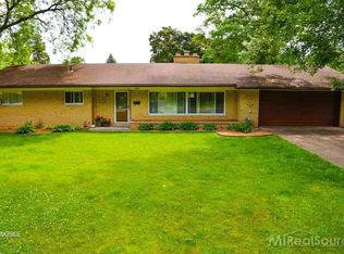 45850 Klingkammer St, Utica, MI 48317