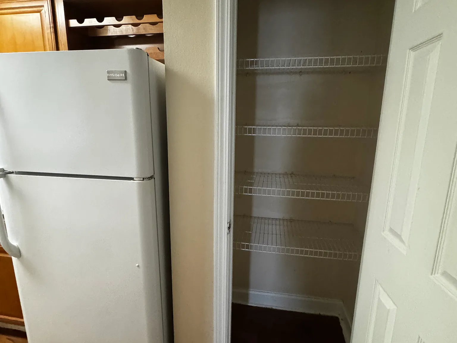 2 bed, 1205 sqft, $1,425 — Photo 3