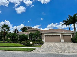 6836 Honeysuckle Trl, Lakewood Ranch, FL 34202