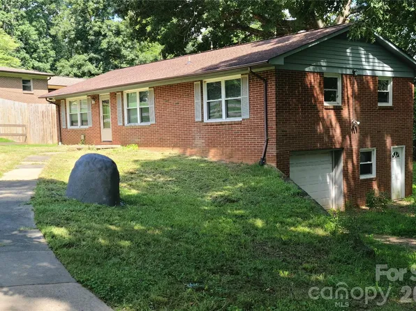 2230 Kenwood Dr, Kannapolis, NC 28081