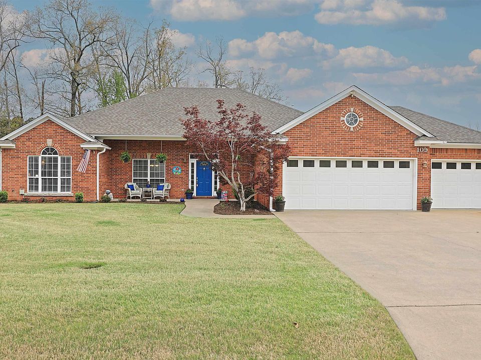 1st image of 109 Carolina Dr
