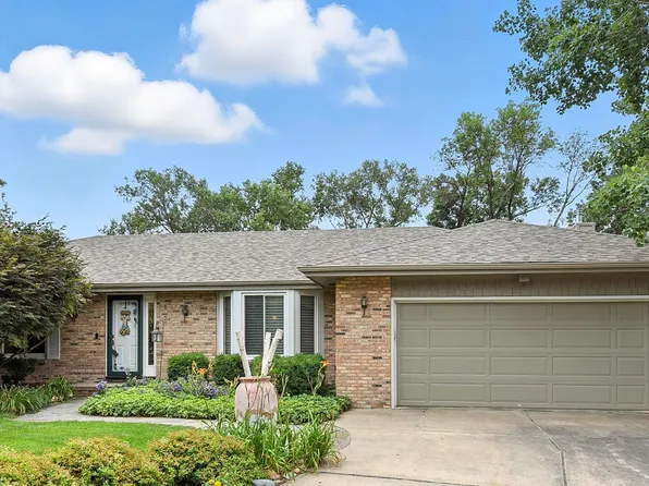 6623 S 92nd Cir, Omaha, NE 68127