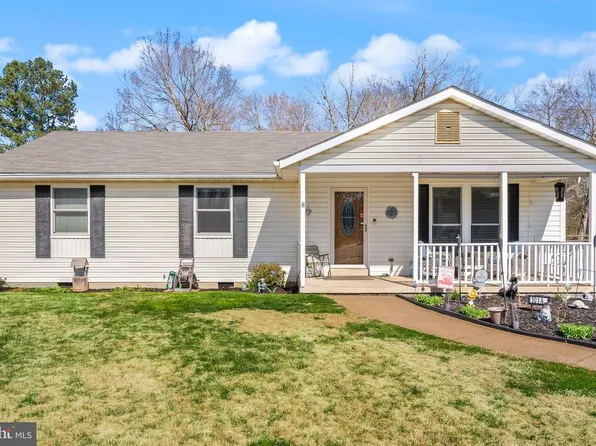 10141 Grist Mill Ct, Manassas, VA 20110