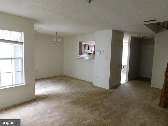 4th image of 11127 Stalbridge Ct