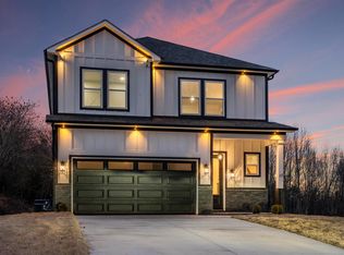 123 Moore St, Easley, SC 29642