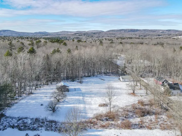 862 Beach Road, Lincolnville, ME 04849