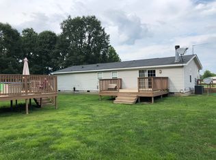 11709 Cortner Rd, Marysville, IN 47141