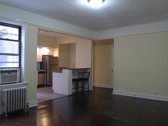 2nd image of 4556 42nd St APT 2A