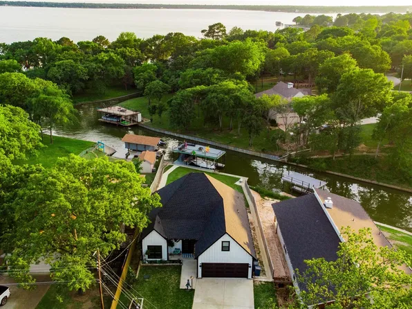 109 Autumn Wood Trl, Gun Barrel City, TX 75156