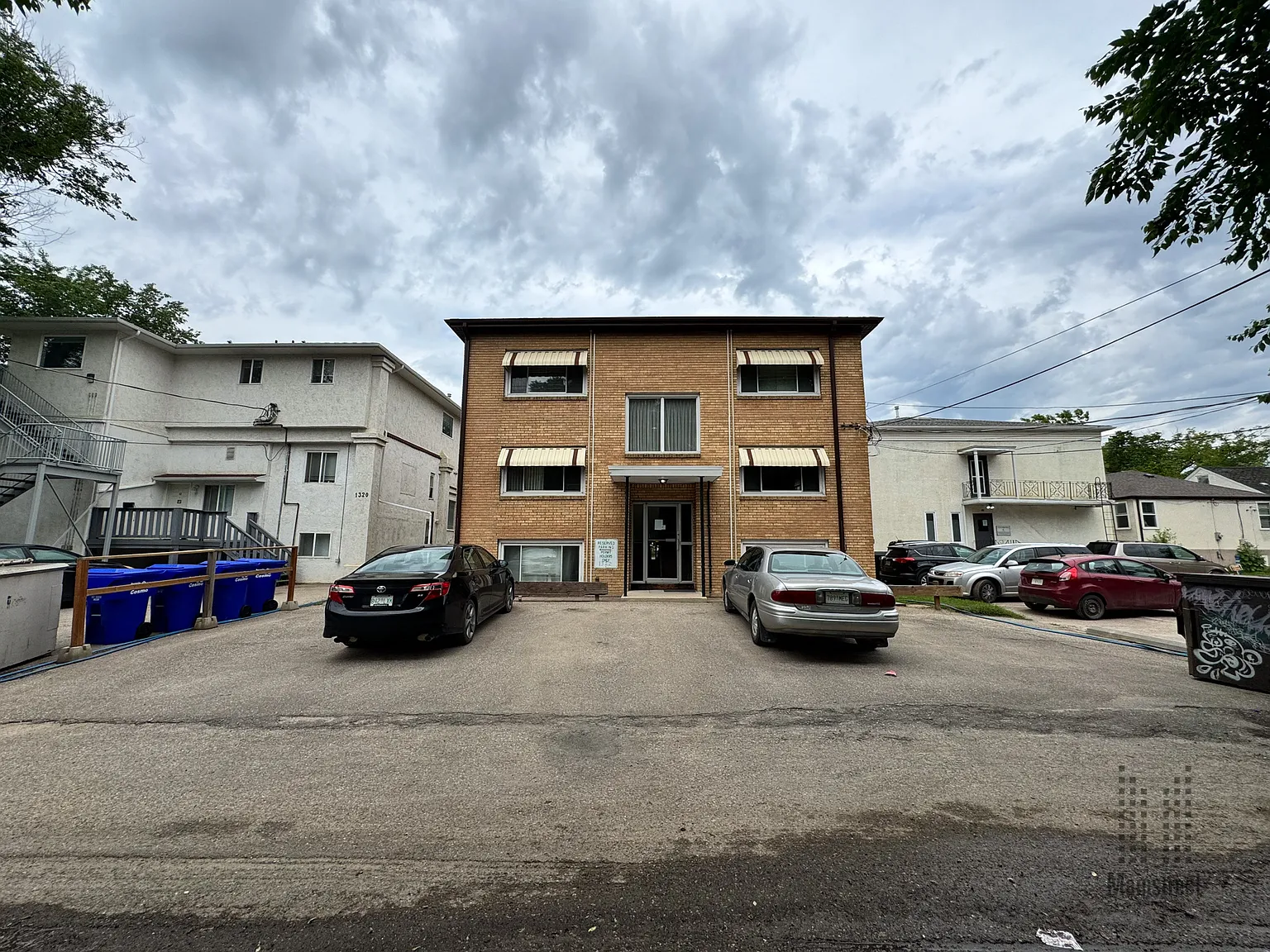 University Commons Apartments — Photo 4