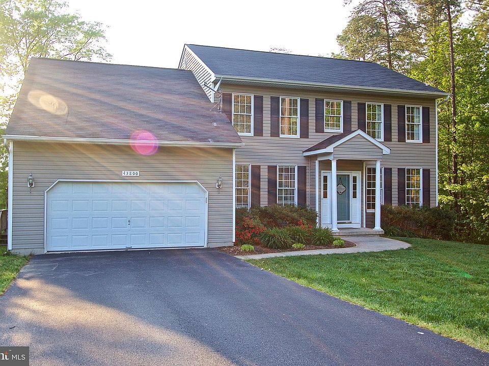 1st image of 43800 Sassafras Dr