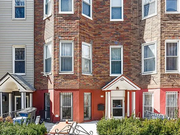 386 E 16th St, Brooklyn, NY 11226