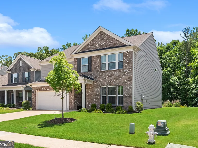 5467 Fountain Head Ln — Photo 2