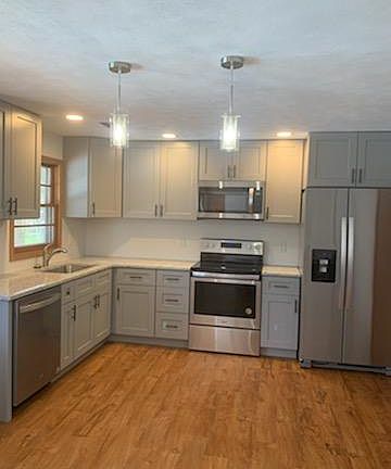 2nd image of 4141 S 31st St #B
