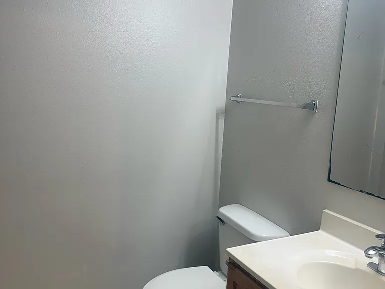 2714 Merrieweather Ln — Photo 3
