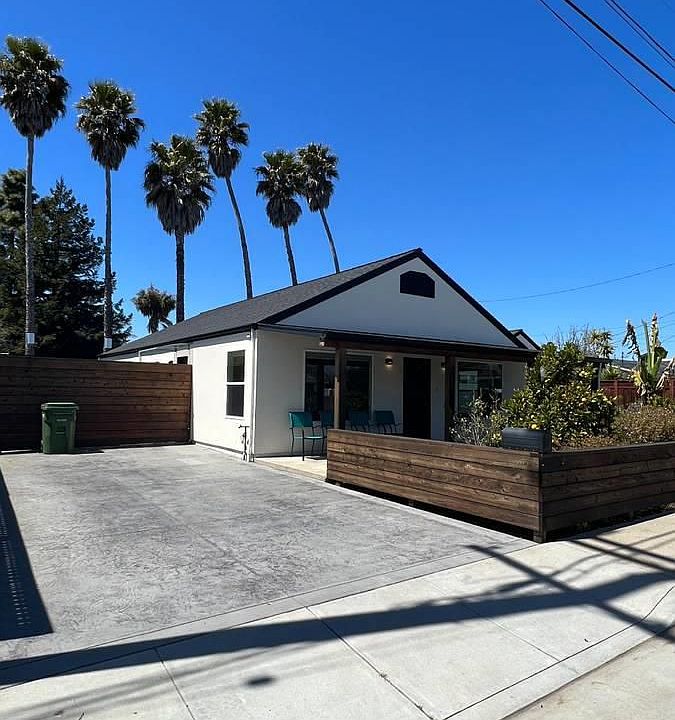 1st image of 1925 Encina Dr #A