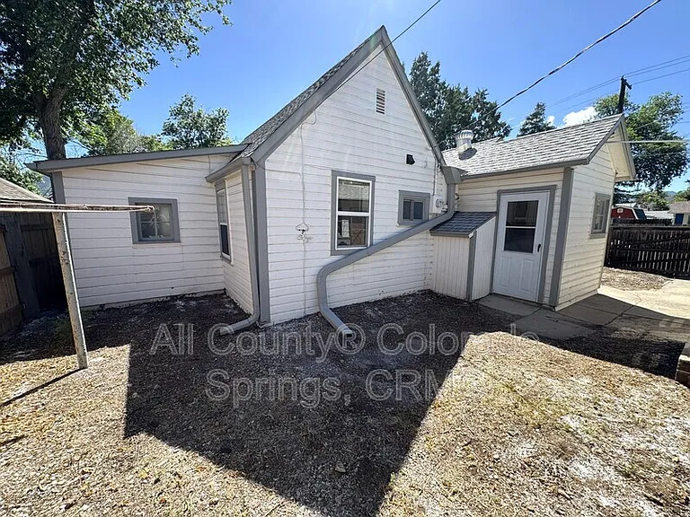 2430 W Vermijo Ave — Photo 19