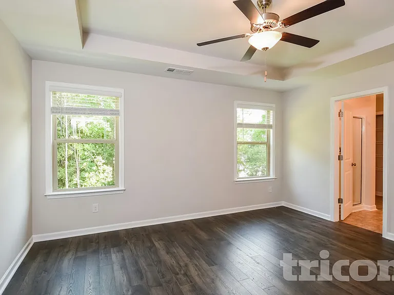 152 Chapelcrest Ln — Photo 5