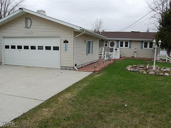 5th image of 1390 Judy Dr