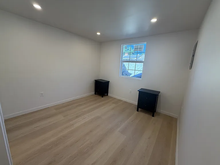 7818 Shoup Ave — Photo 8