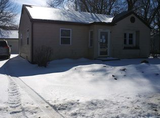 3869 Grand Ave, Gurnee, IL 60031