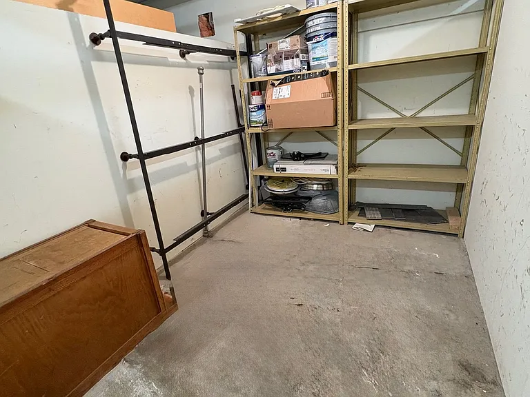 440 Wellington St #103 — Photo 35