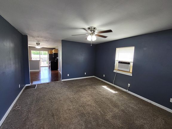4th image of 1522 Benton St