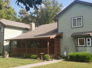 1436 110th Rd, Delia, KS 66418