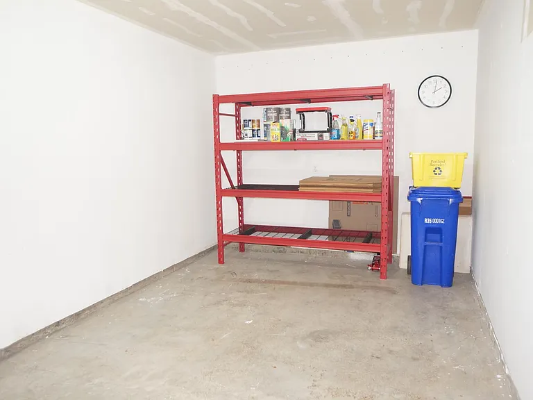 2649 NW Kennedy Ct — Photo 40